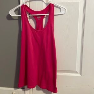 pink nike tank top!